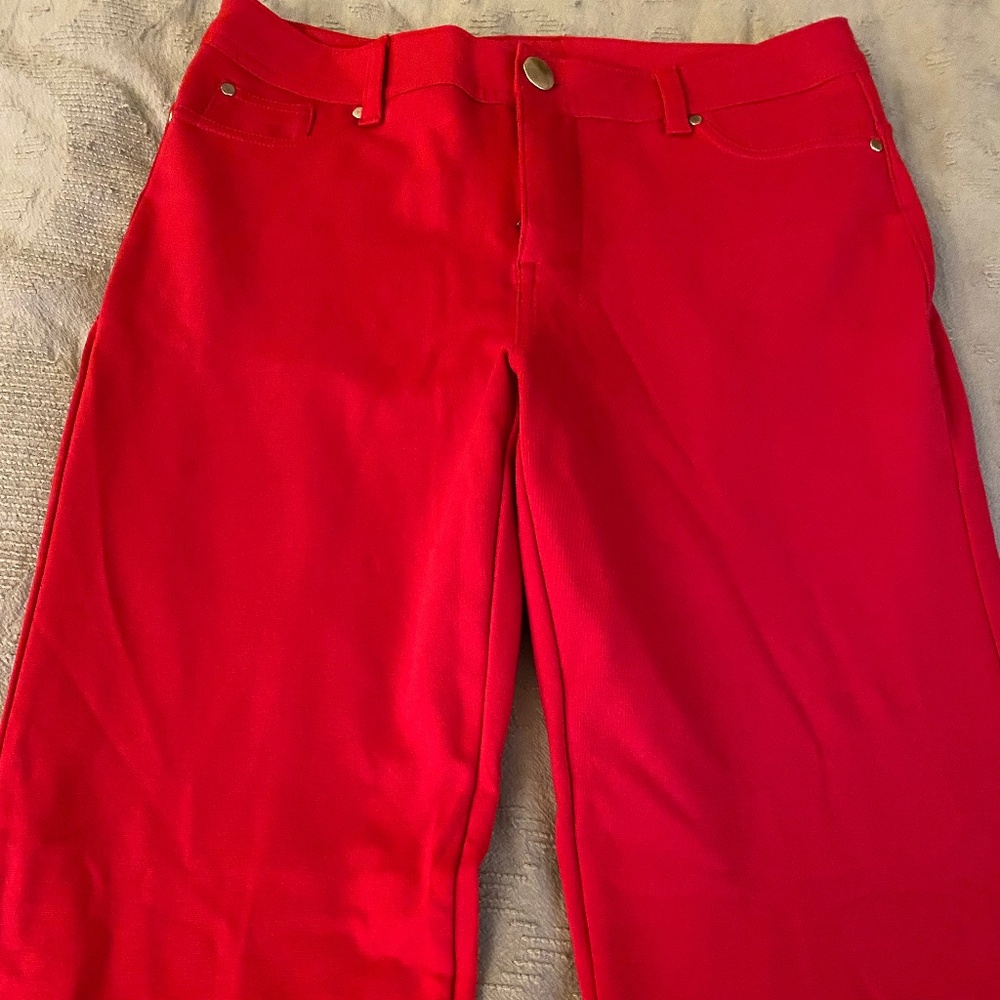 Red pant